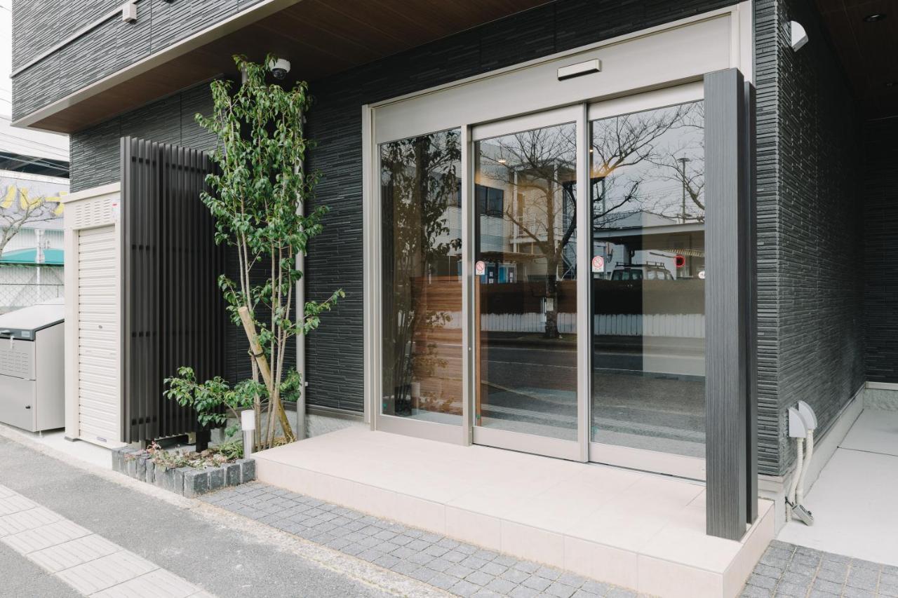 Grand Base Karatsu Ekiminami Aparthotel Ngoại thất bức ảnh