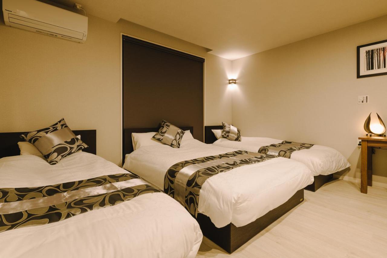 Grand Base Karatsu Ekiminami Aparthotel Ngoại thất bức ảnh