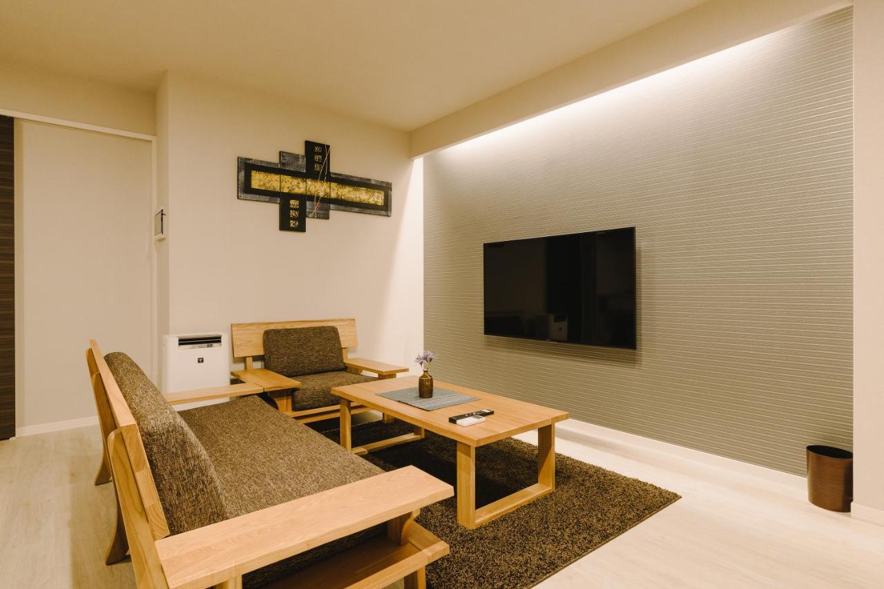 Grand Base Karatsu Ekiminami Aparthotel Ngoại thất bức ảnh