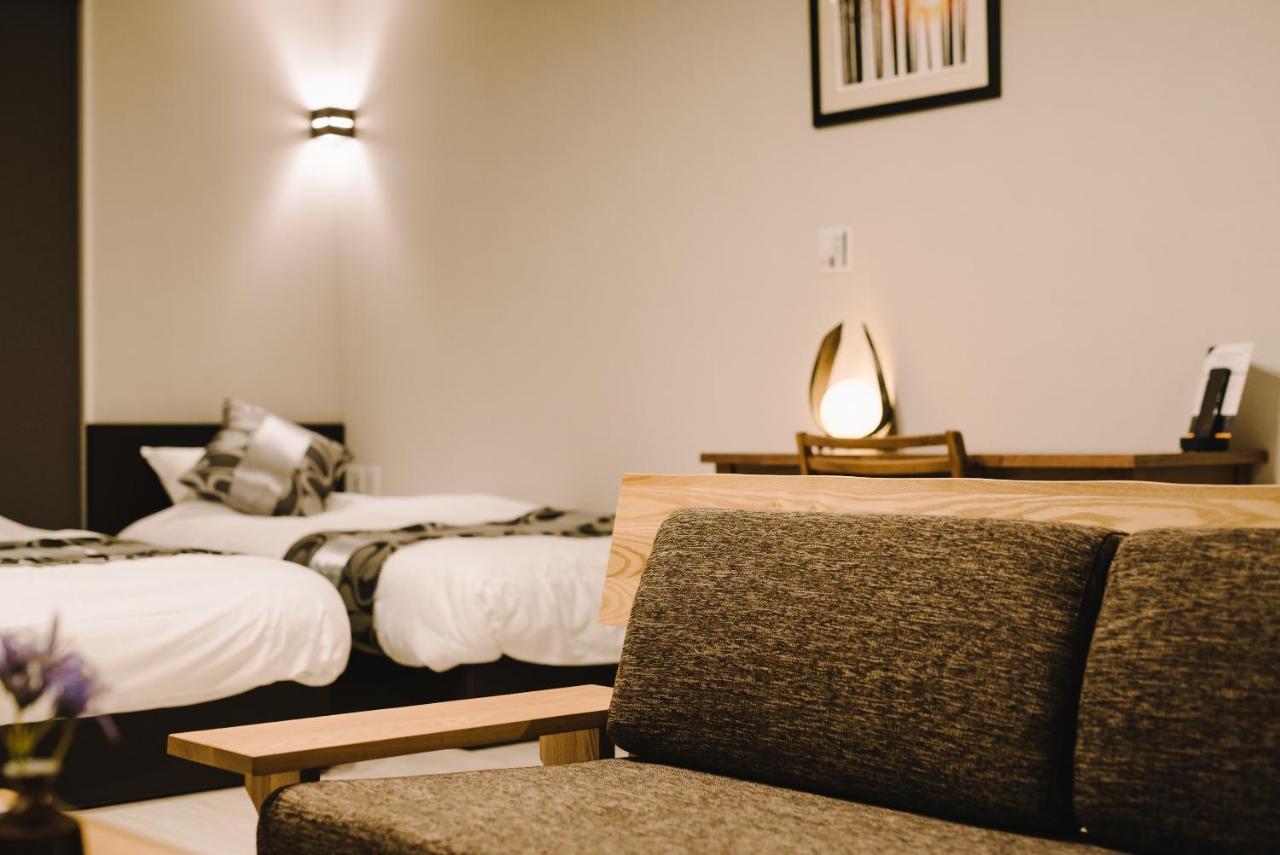 Grand Base Karatsu Ekiminami Aparthotel Ngoại thất bức ảnh